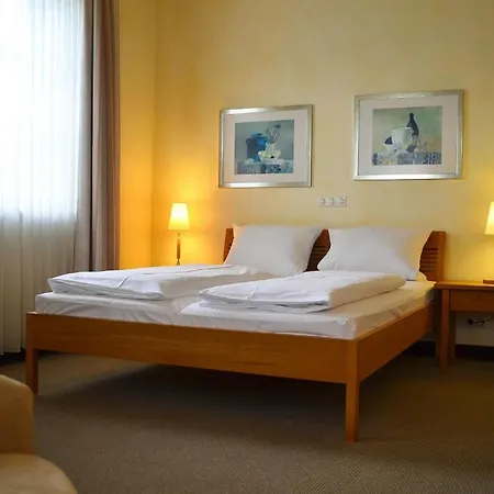 Staffelsteiner Hof 3*